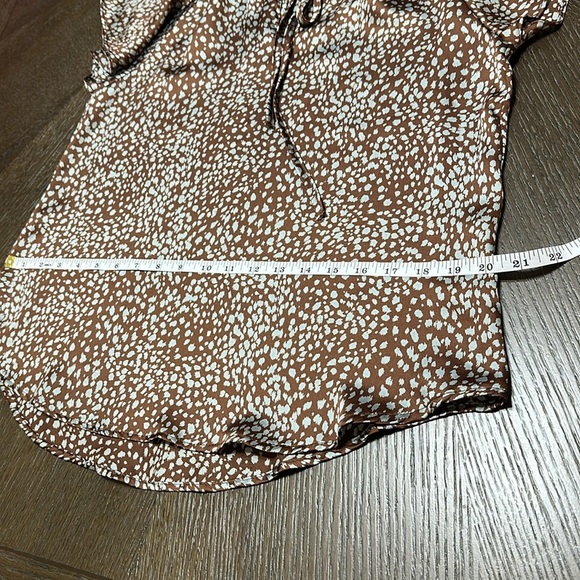 VICI Tyche Flutter Sleeve Satin Brown/Light Blue‎ Print Top, Women’s Small - Picture 7 of 11